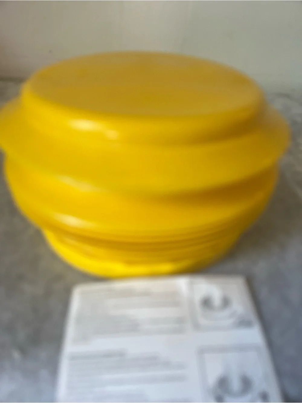 Kellogg's Eggo Expand-O Container Holds Ten Waffles